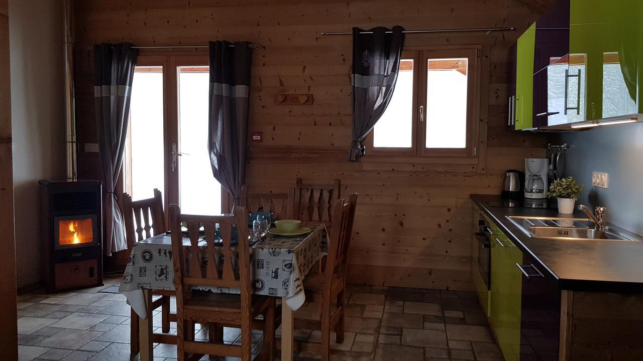 Chez Liadet Hotel Mouthe Kültér fotó